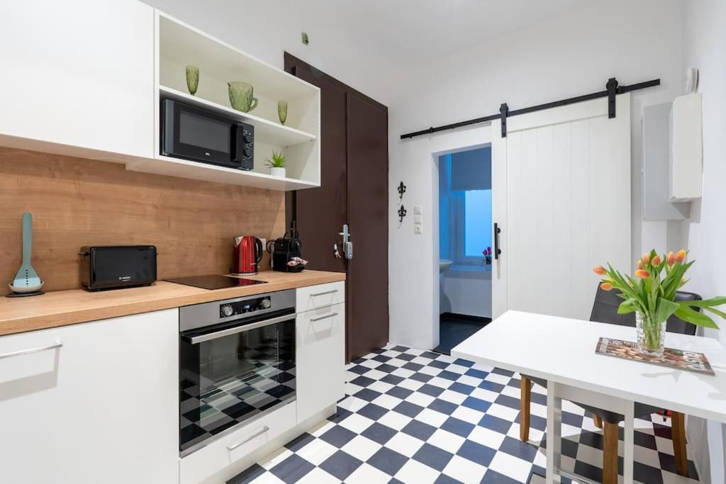 비엔나 Practical 1Br Flat By Center By Hm 아파트 외부 사진
