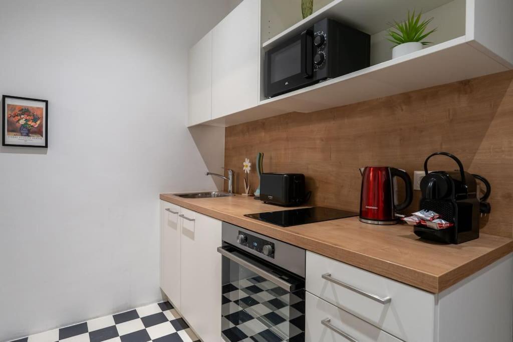 비엔나 Practical 1Br Flat By Center By Hm 아파트 외부 사진